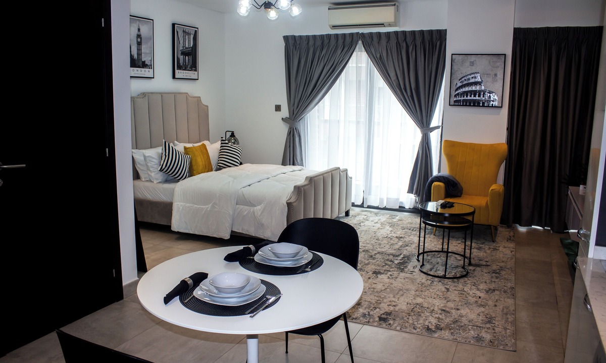 Osu Klottey Apartment | Spacious studio apartment @The SIgnature