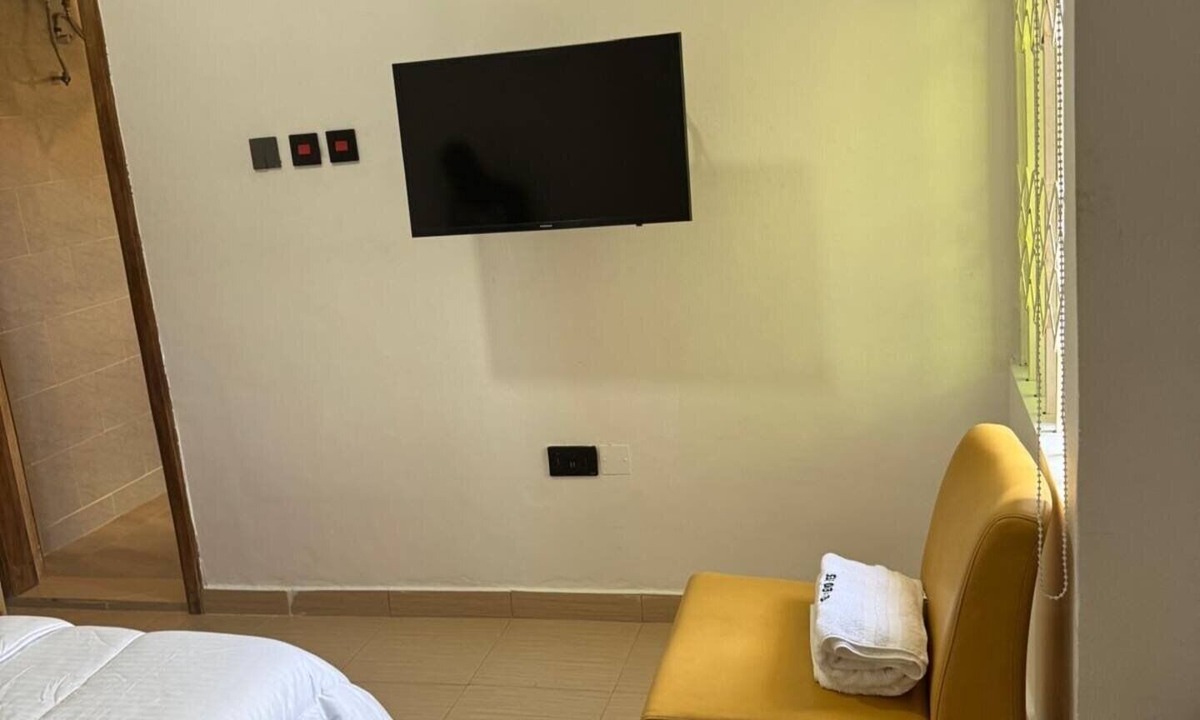 Koforidua House | Cosy Rooms Away in a Stunning House