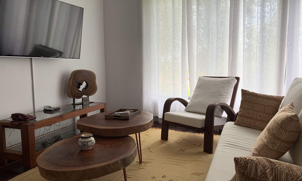 Lome Cabin | Marcelo Beach Club