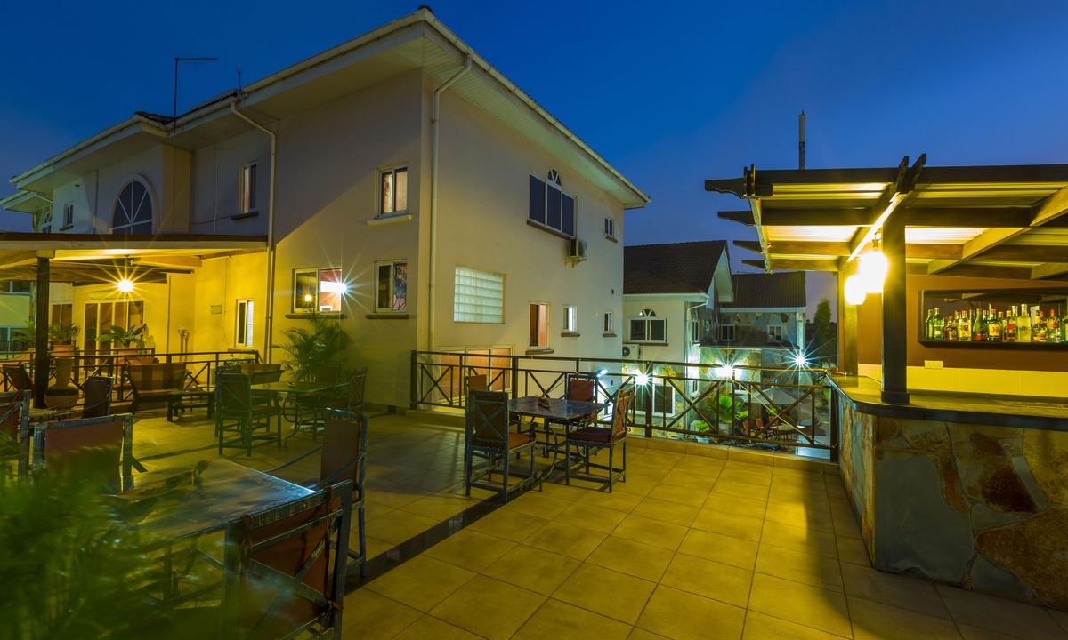 Cantonments Hotel | Midindi Hotel