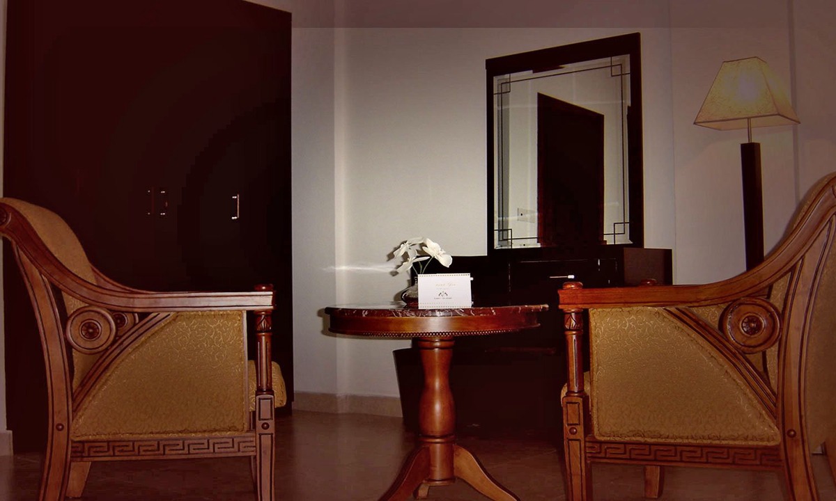 Labadi Hotel | His Majestys Hotel