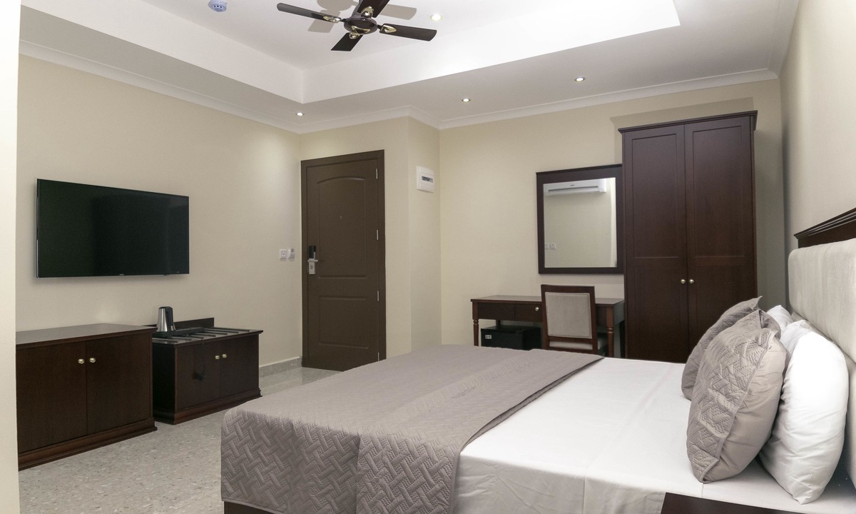 Accra Hotel | Monarch Hotel