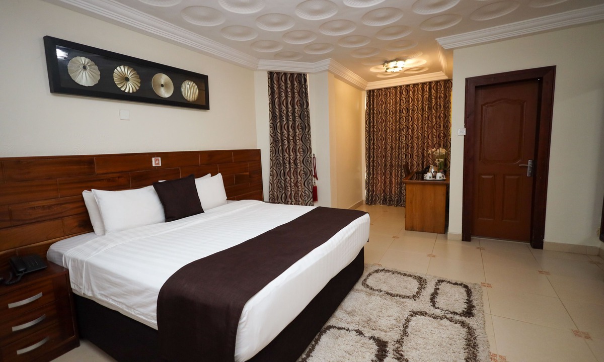 Dzorwulu Hotel | Airport West Hotel