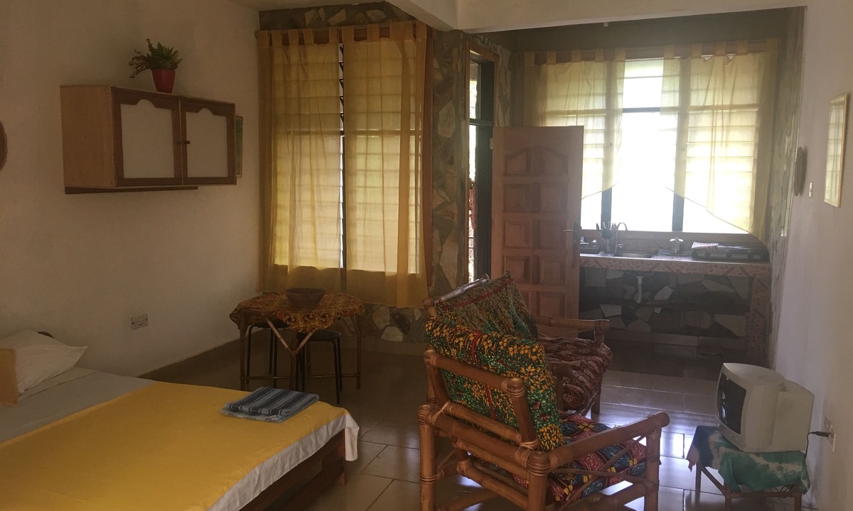 Pokuase Hotel | Legassi Gardens Apartments