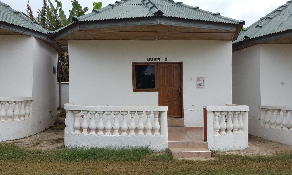 Biriwa Hotel | comfort beach ressort