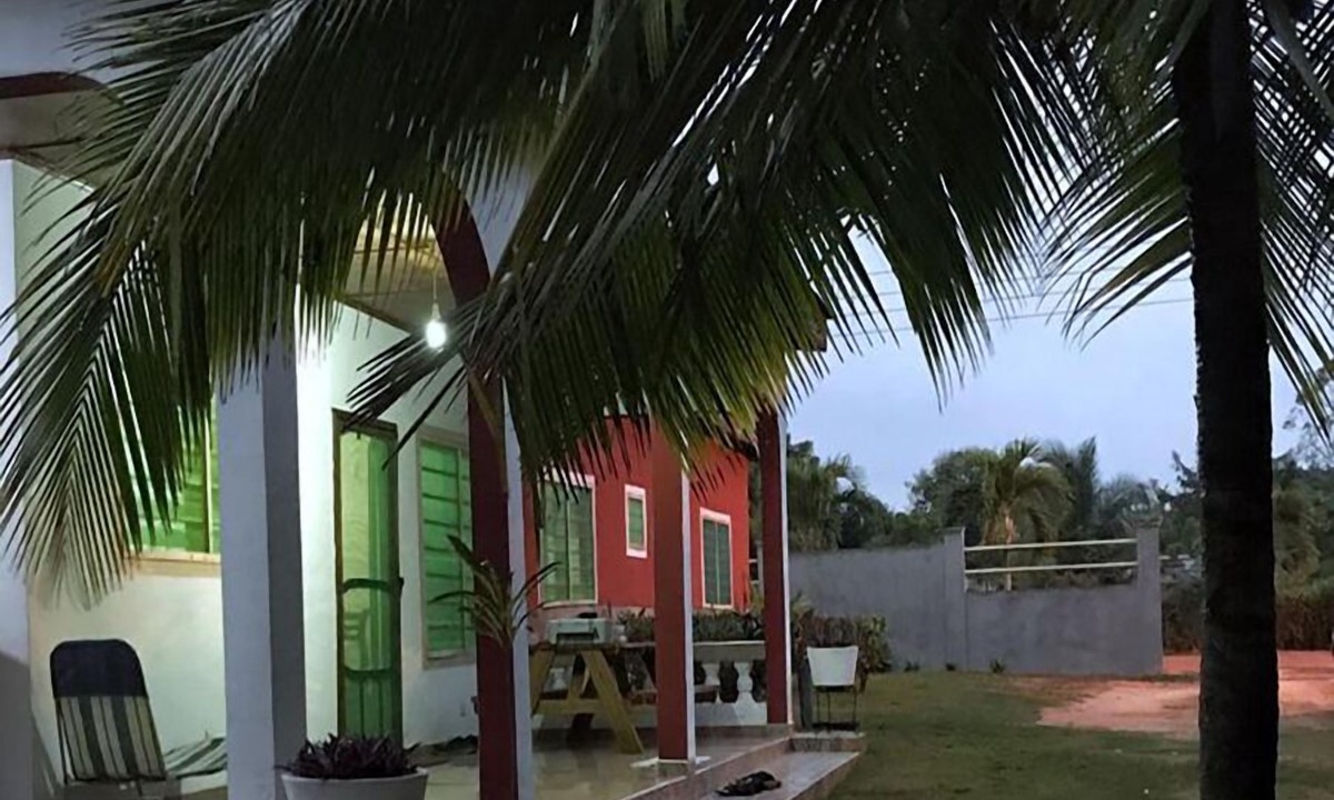Elmina House | Twitter Paradise Guest House
