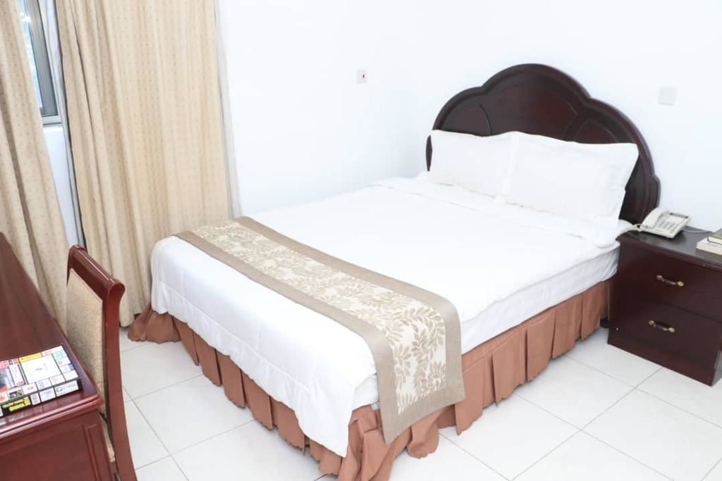 Adenta Hotel | Luxury West Hotel