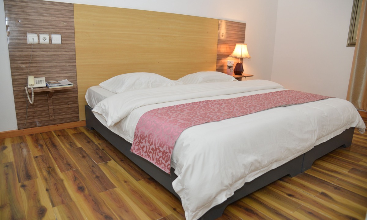 Lome Hotel | Jess Hotel