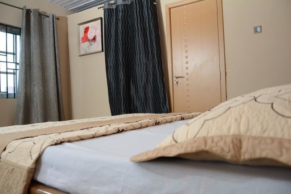 Dansoman Hotel | Jovix Lodge
