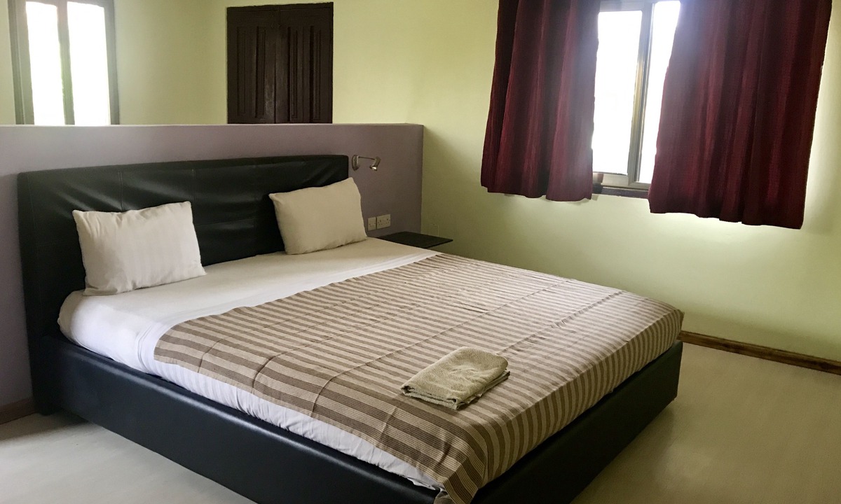 Dzorwulu House | Omanye Lodge