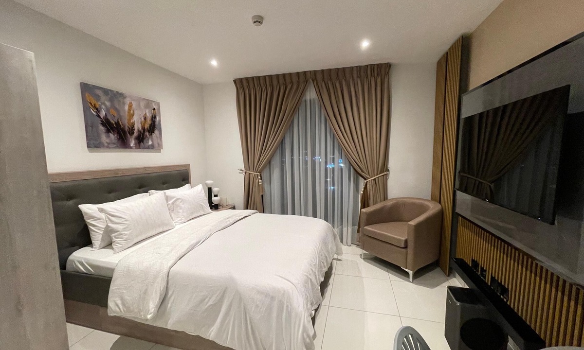 East Legon Hotel | Meraki Homes at Loxwood House