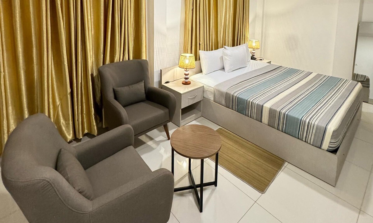 Accra Hotel | Barima Royal Hotel & Apartment