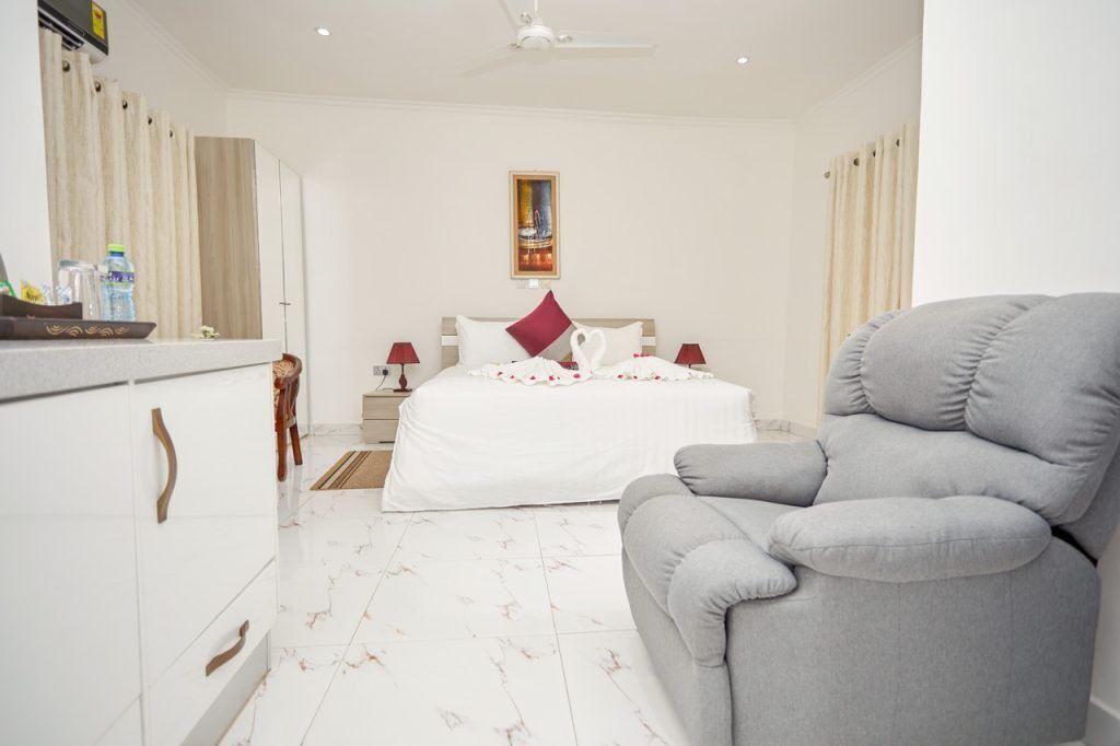 Jirapa Hotel | Royal Cosy Hills