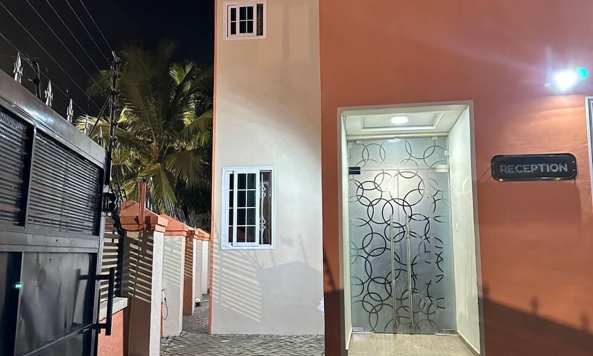 Koforidua Hotel | Senalli Hotel