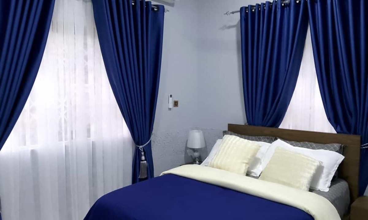 Adentan Apartment | Adenta-accra - 3 Beds - Sleeps 6 - Private Parking