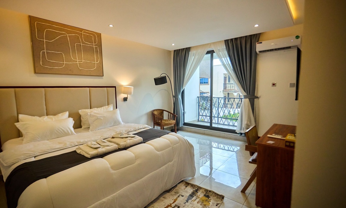 Koforidua Hotel | AIDEN HOMES AND APARTMENTS HOTEL