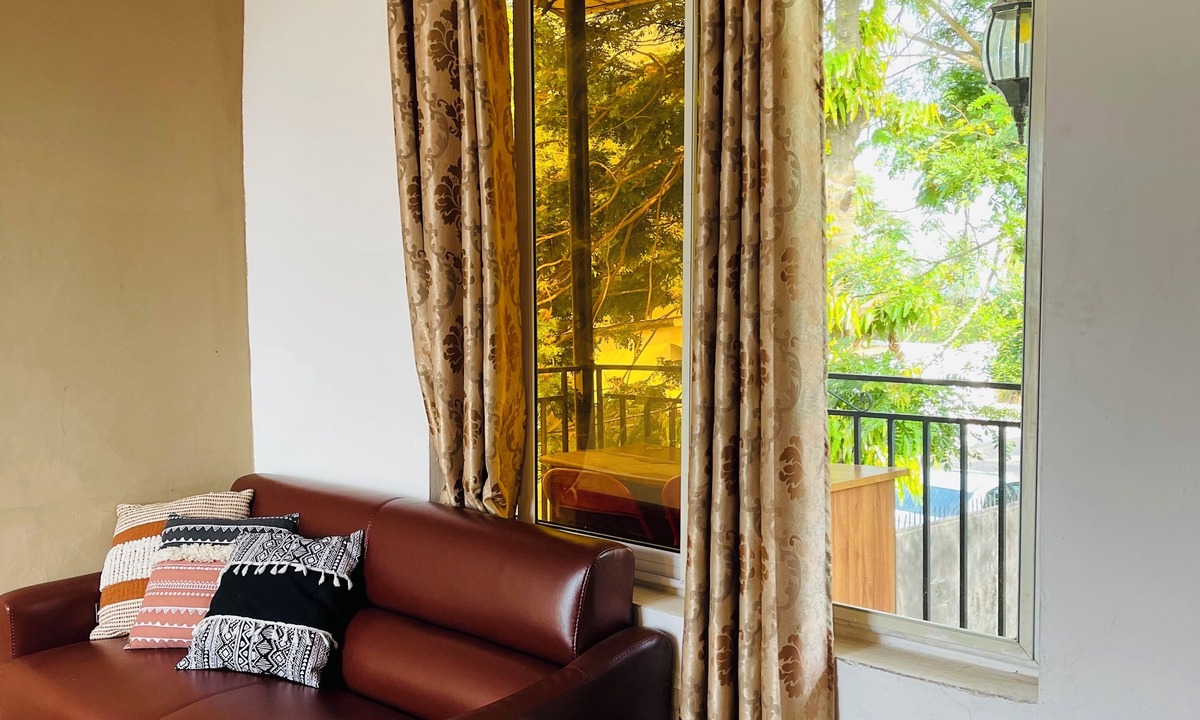 Labadi Apartment | Studio apartment in Labone w/hot water. Pet-friendly!