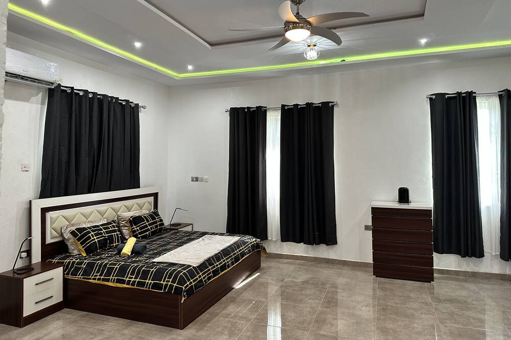 Kumasi Villa | Nanani Villa - Harmonious Paradise