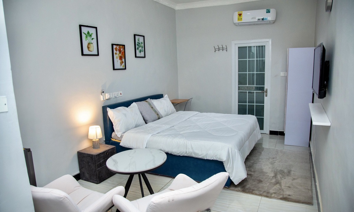 Koforidua Hotel | BryMac Hotel