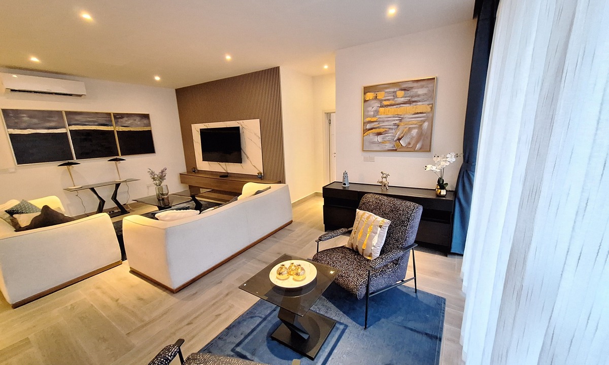 Greenhill Apartment | Victor Regents Apartment