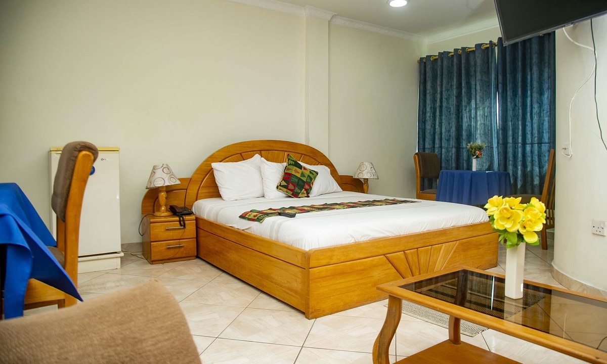 Janman Hotel | BROOKVALE HOTEL