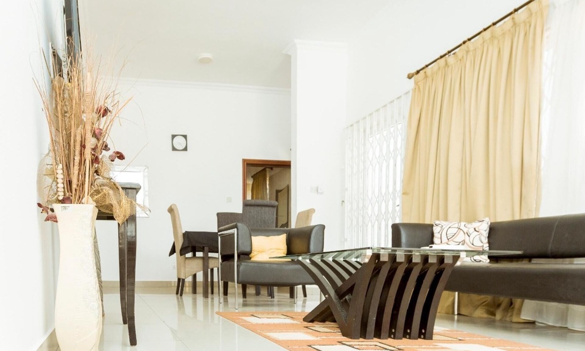 Kweiman House | Lovely Two-bedroom House Near Aburi, Accra