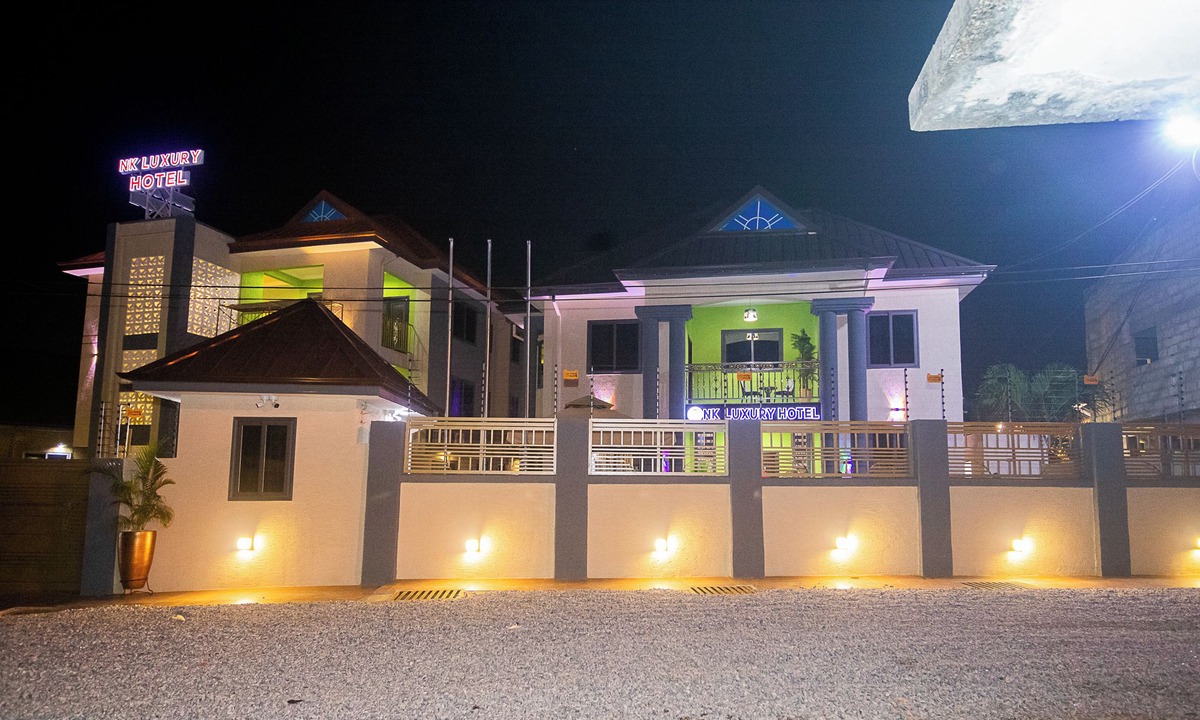 Accra Hotel | NK Luxury Hotel DN