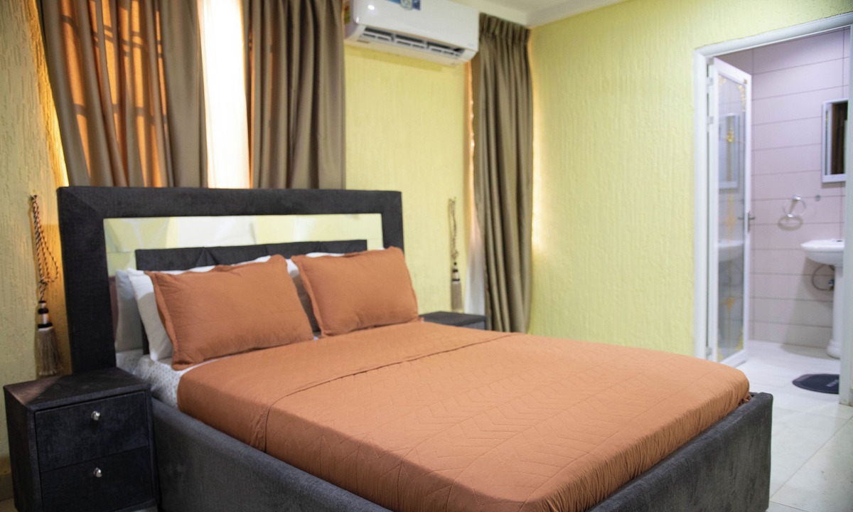 Nungua Hotel | Eves Hills Hotel