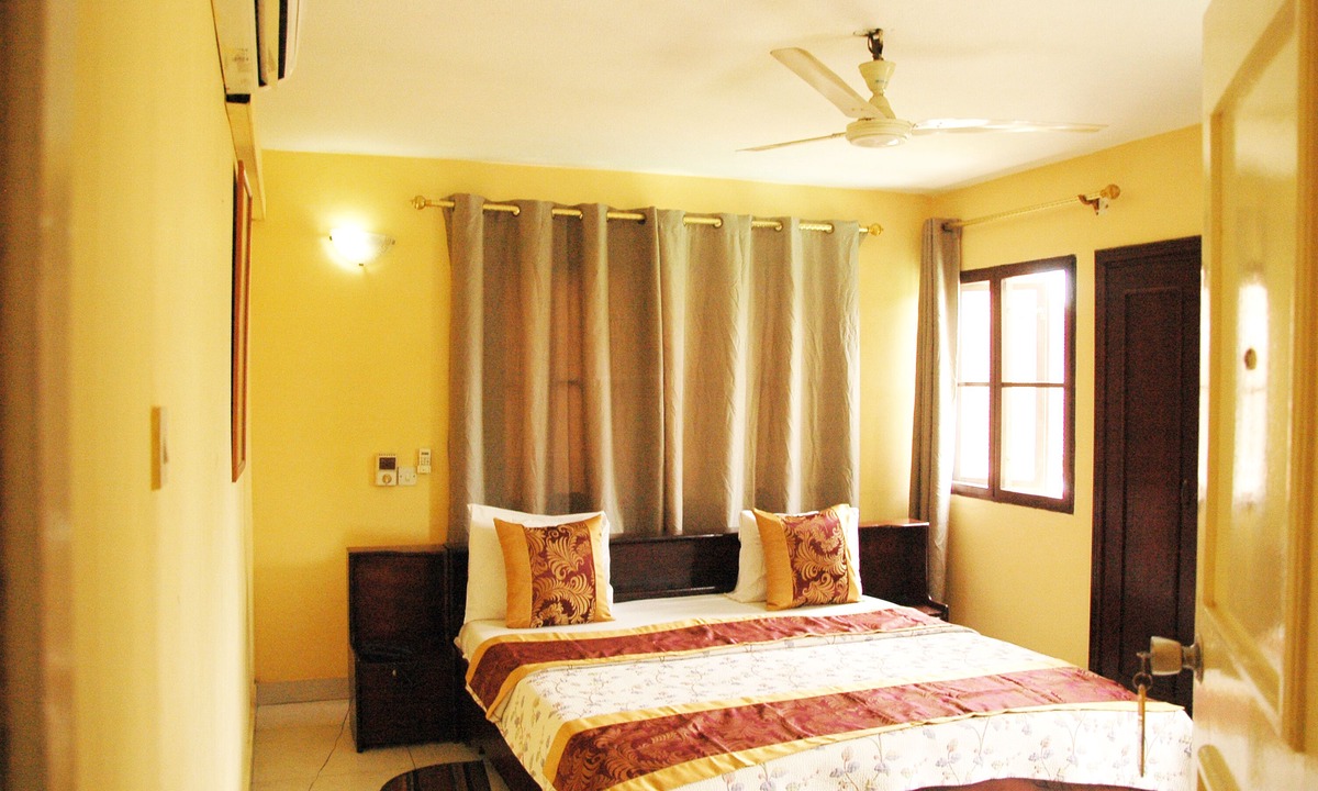 Accra Hotel | Pekan Hotel