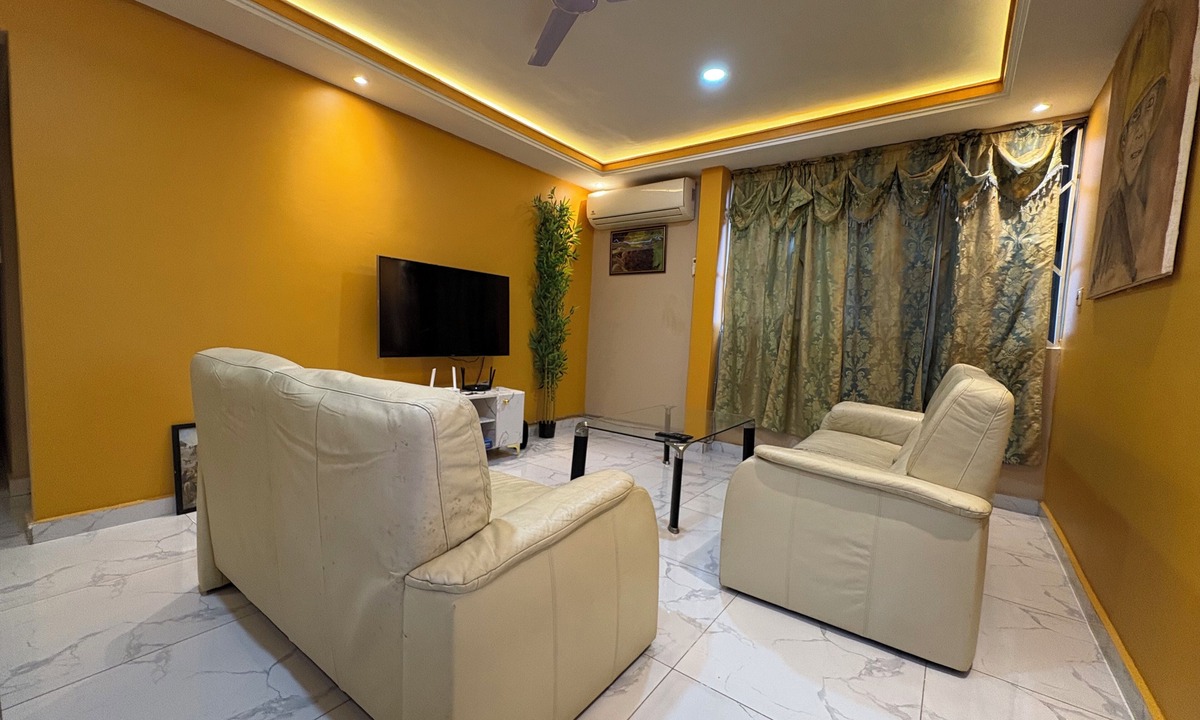 Accra Apartment | HK Plaza, Adenta Apartment 1 & HK Plaza, Adenta, Pent House