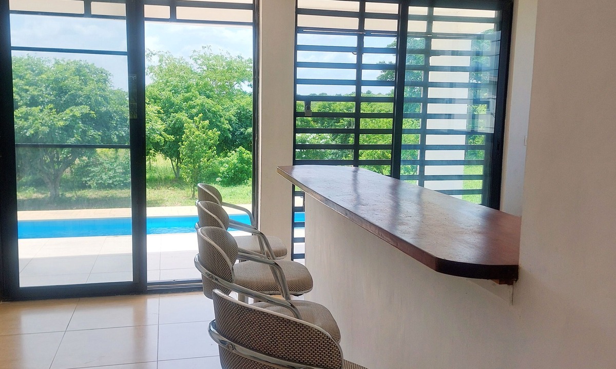 Dansoman House | 3 bedroom vacation home with large pool