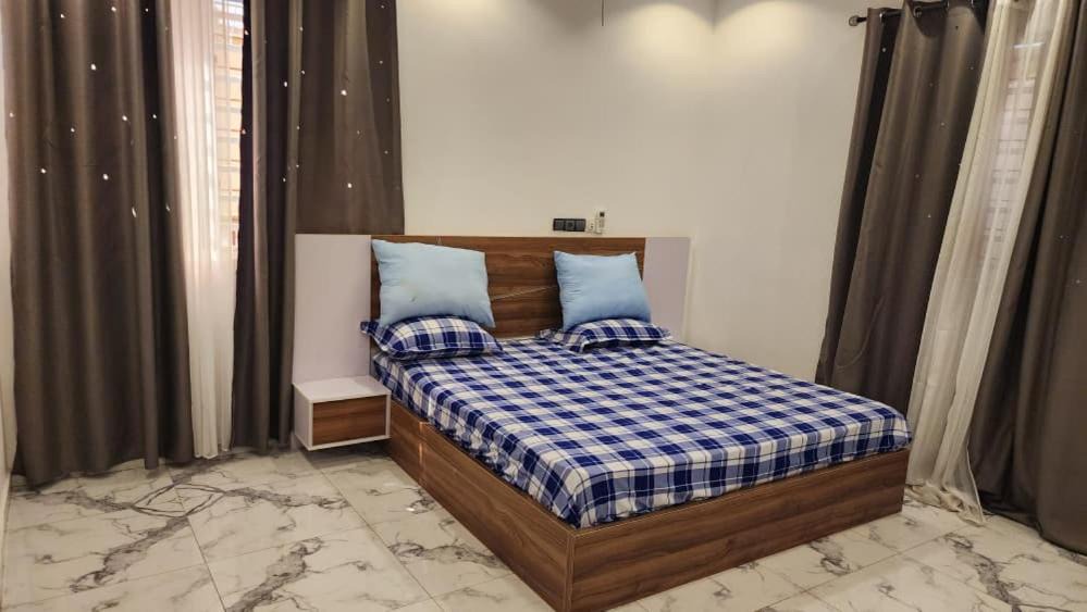 Lome Villa | Kezara Deluxe Appartement
