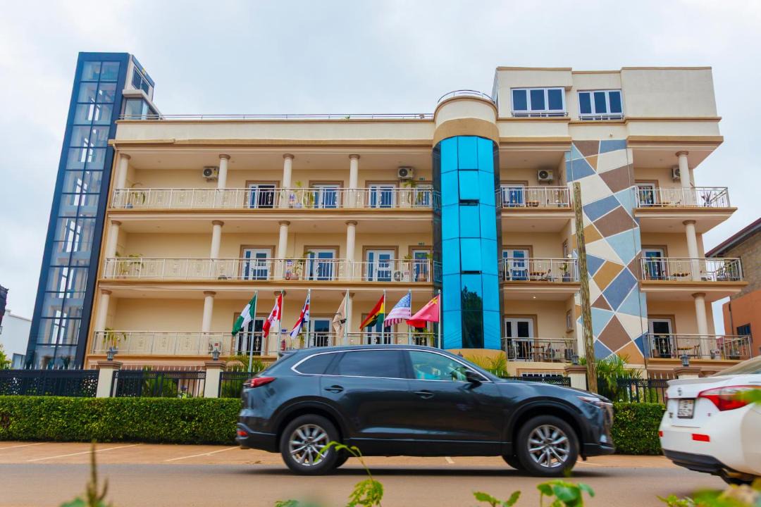 East Legon Hotel | Sasselo hotel limited