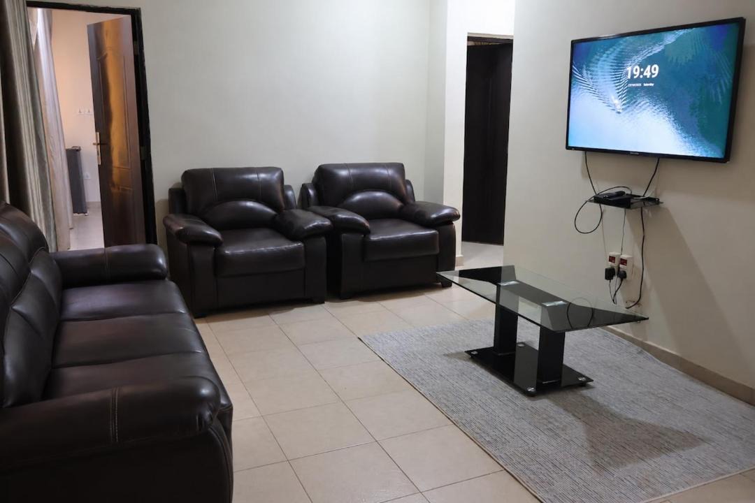 Nungua Apartment | Apartment in Dodowa Wi-Fi Laundry Kitchen DSTV Air Con n More