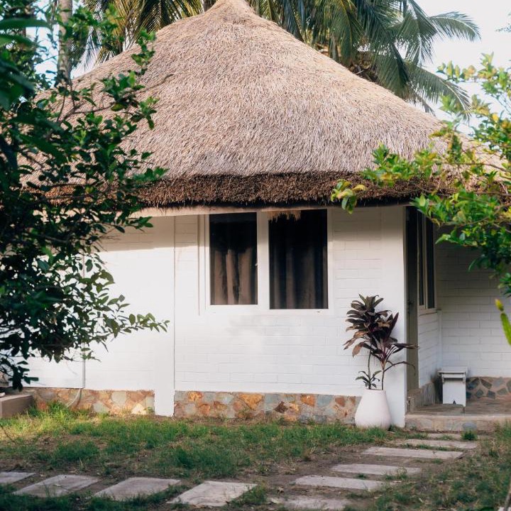 Cape Coast Resort | Oasis beach resort