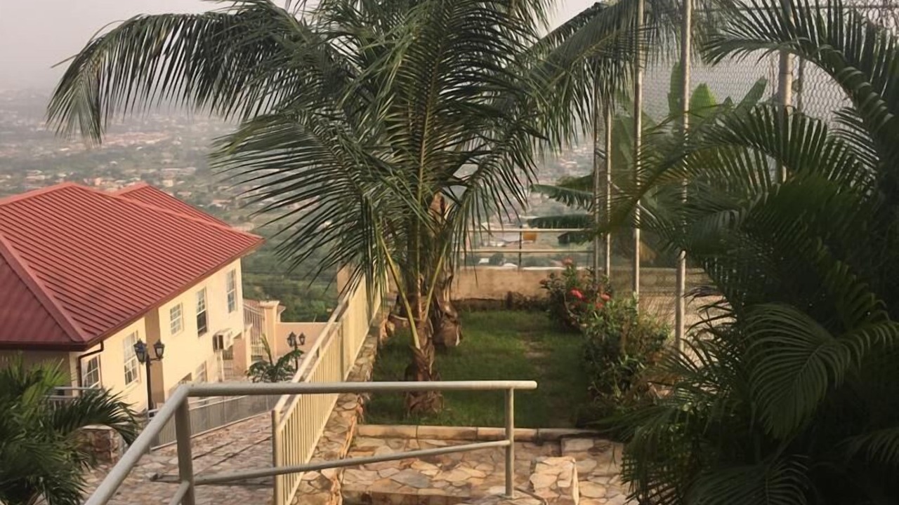 Photo of Outdoor in Peduasi