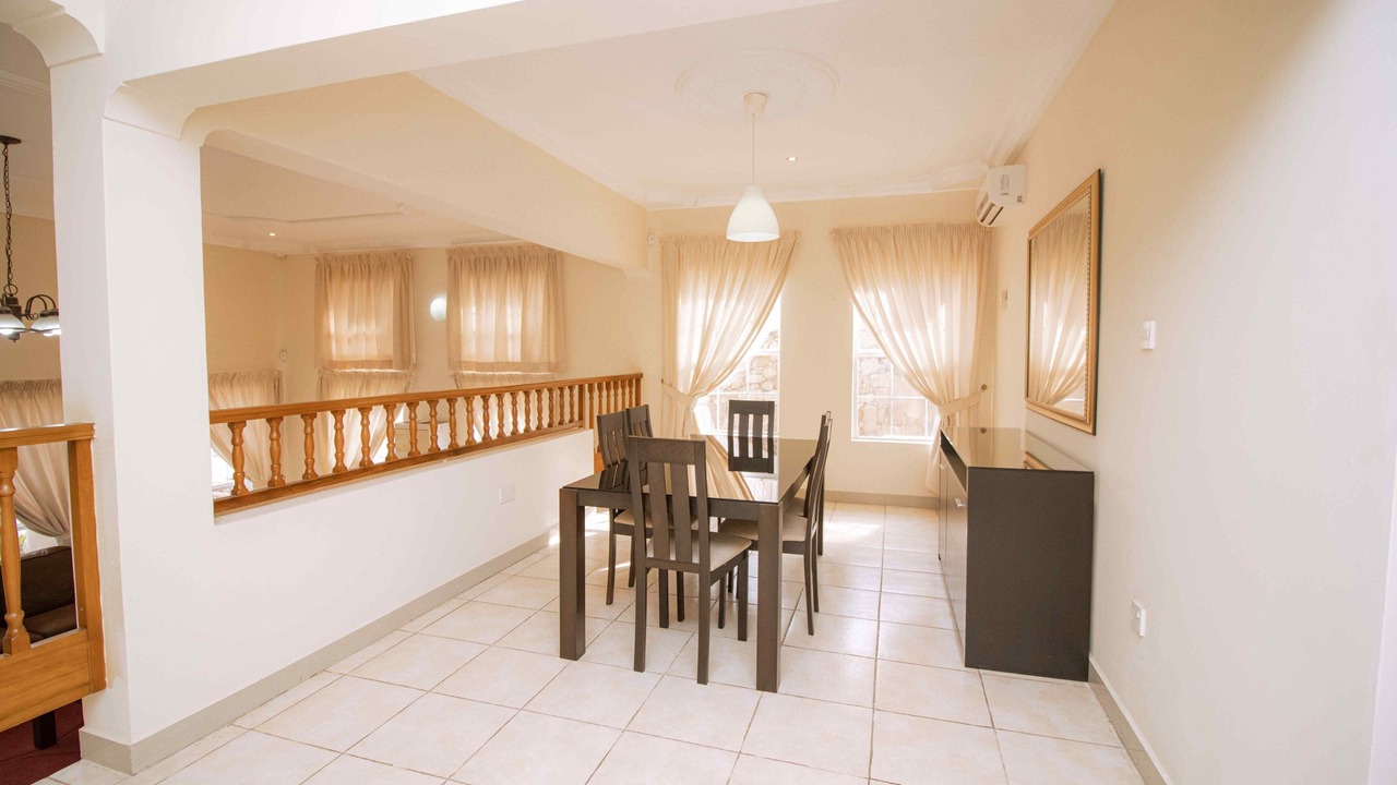 Photo of Bedroom in Peduasi