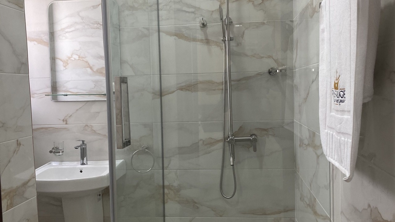 Photo of Bathroom in Aiyimensa