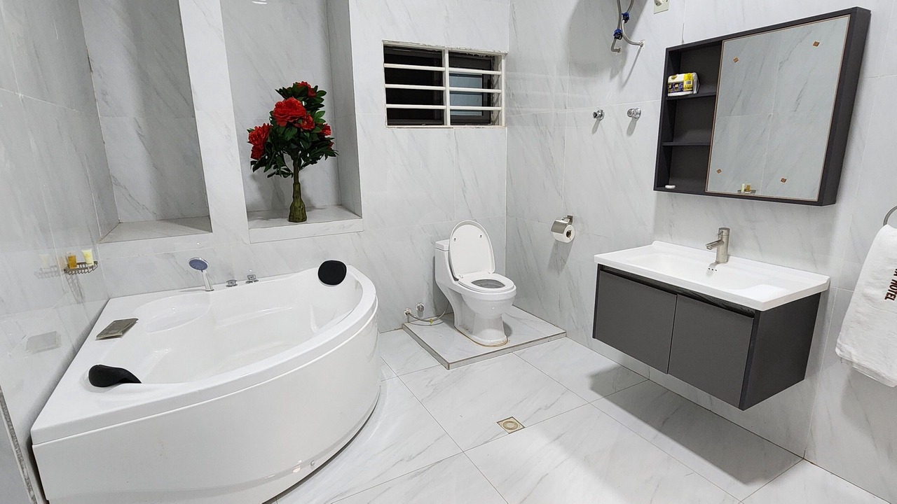 Photo of Bathroom in Adenta