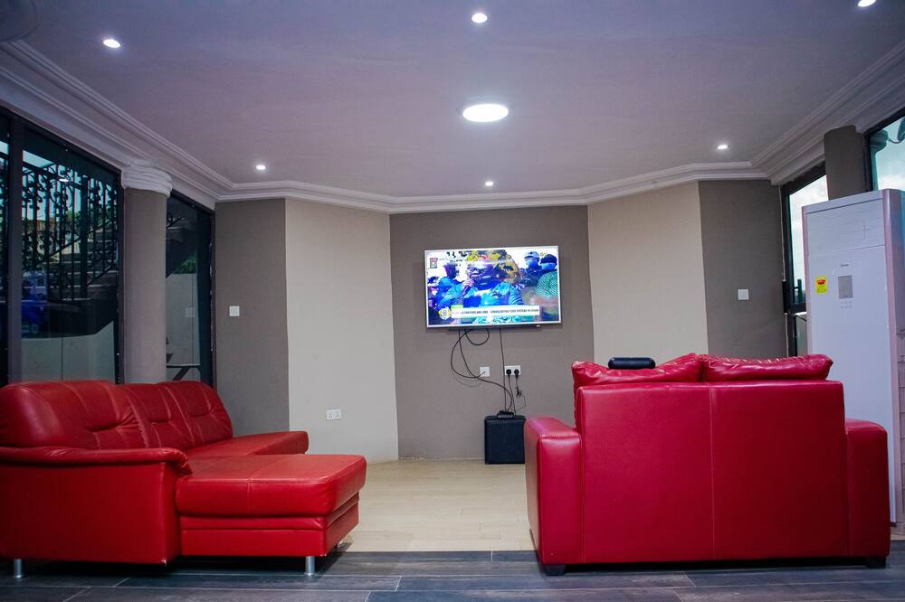 Photo of Livingroom in Accra