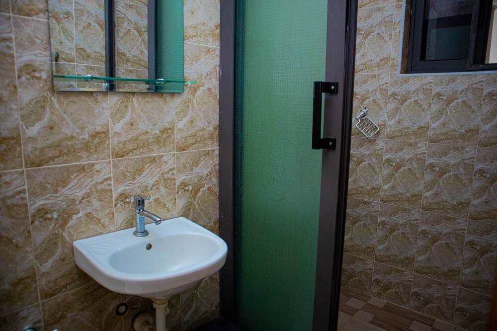 Photo of Bathroom in Accra
