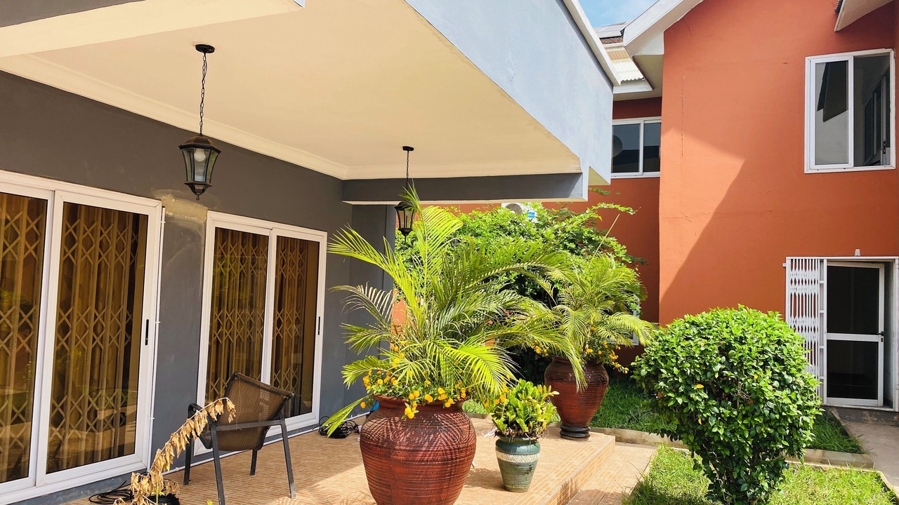 Photo of Patio Balcony in Labadi