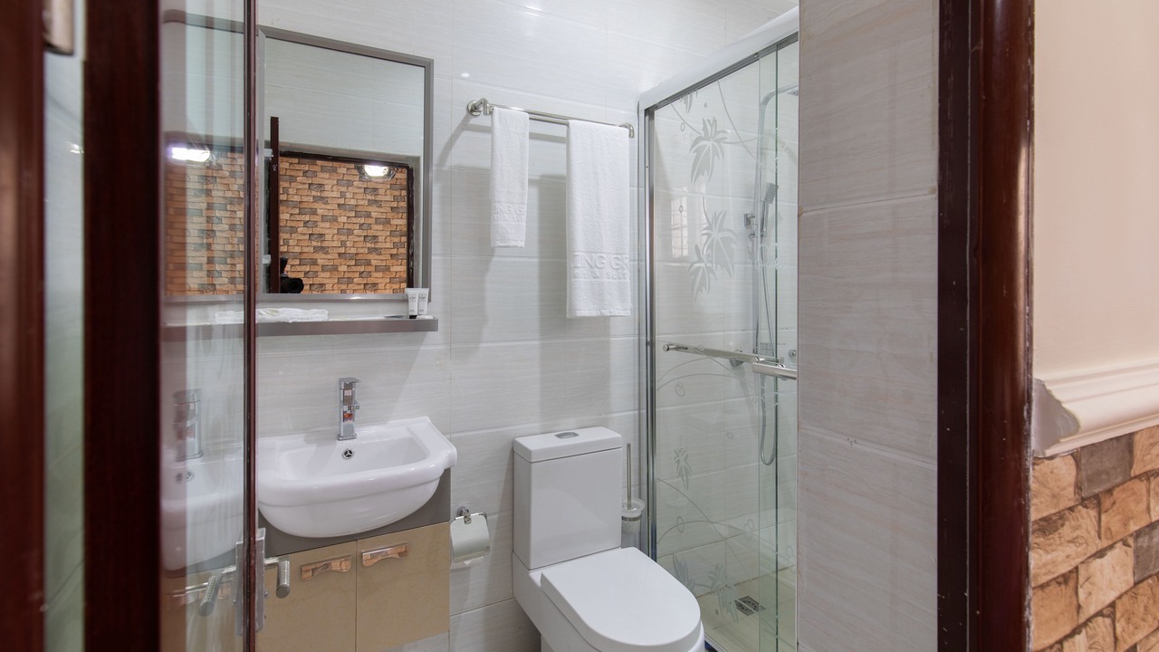 Photo of Bathroom in Teshie