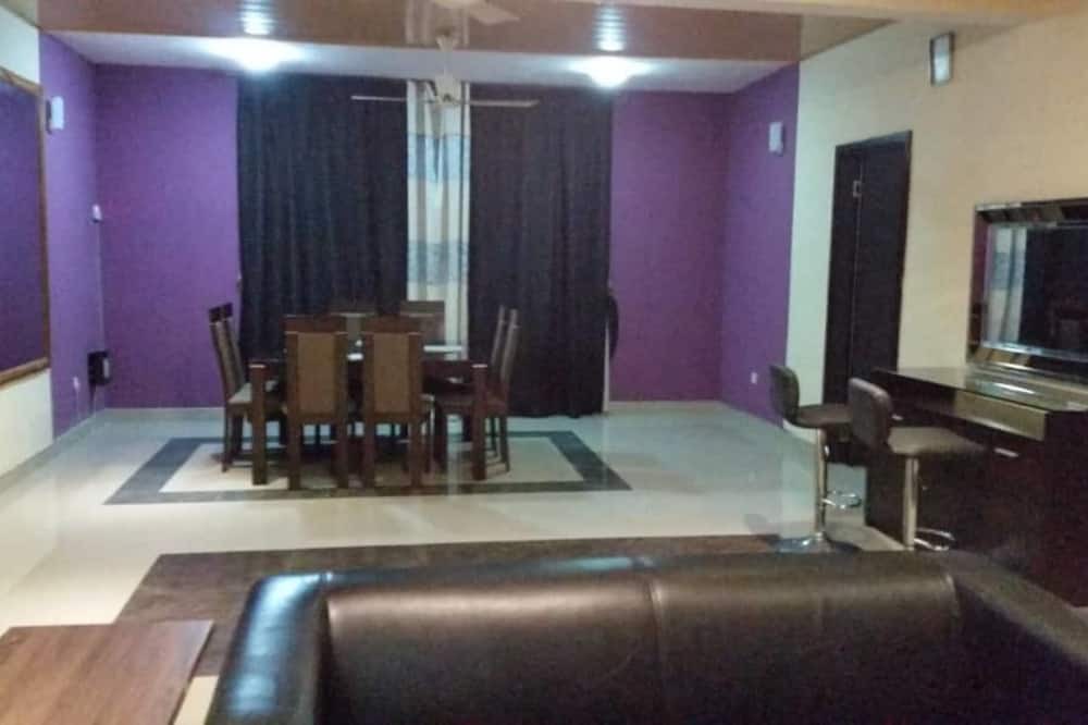 Photo of Livingroom in Kweiman