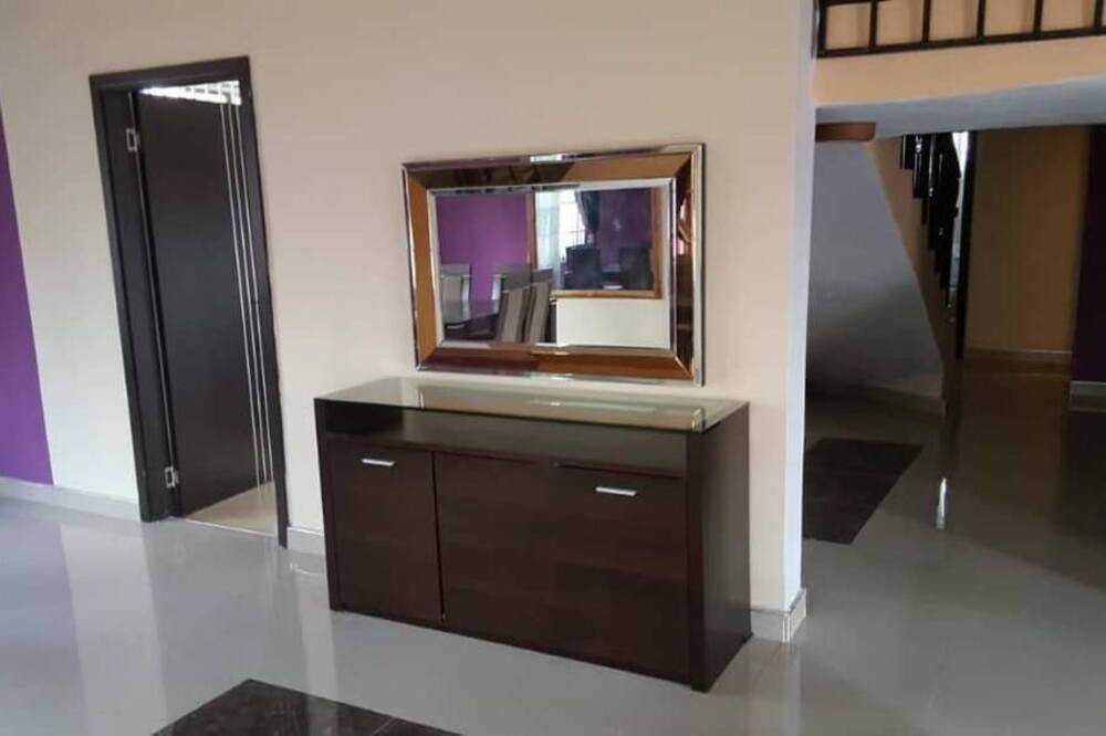 Photo of Livingroom in Kweiman