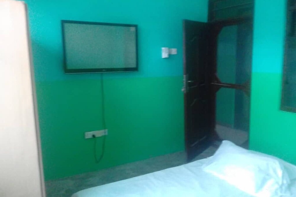 Photo of Bedroom in Tema