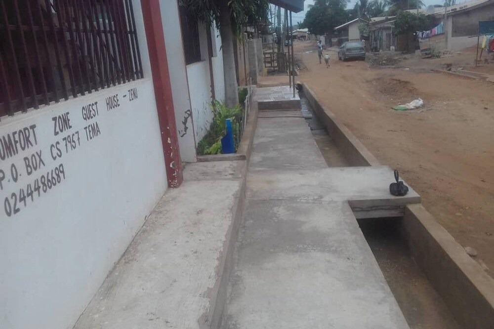 Photo of Others in Tema