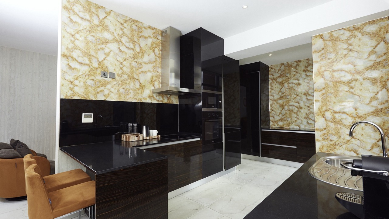 Photo of Kitchen in Labadi