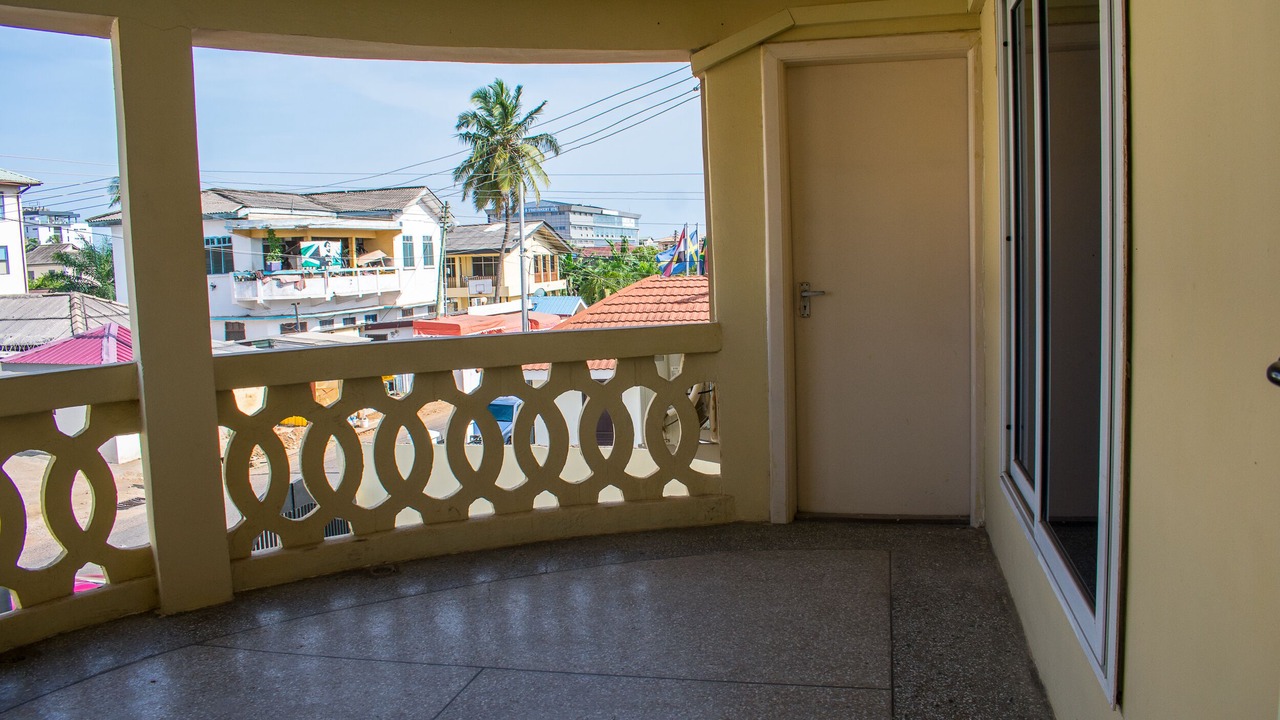 Photo of Patio Balcony in Osu