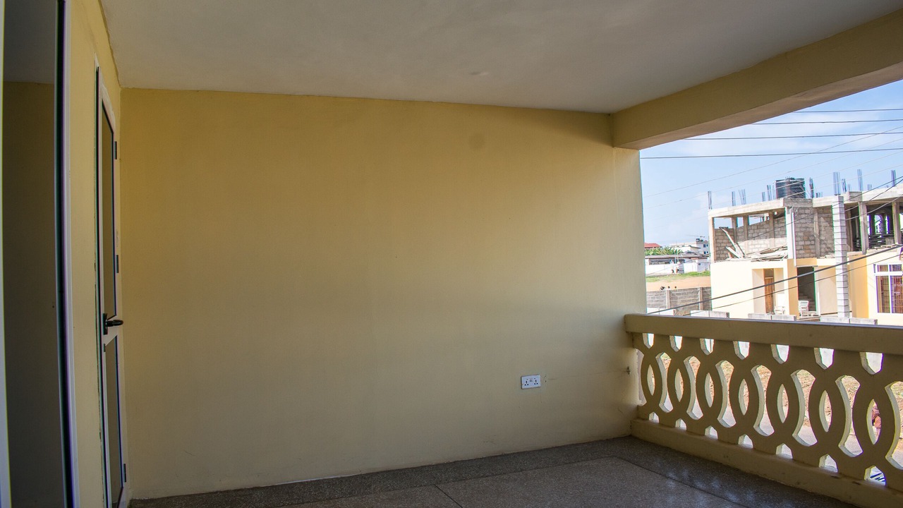 Photo of Patio Balcony in Osu